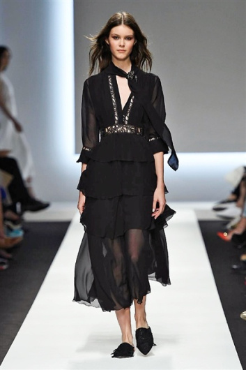 Fotoservizio/SS 2016/WOMEN/ERMANNO SCERVINO/DP1/23
