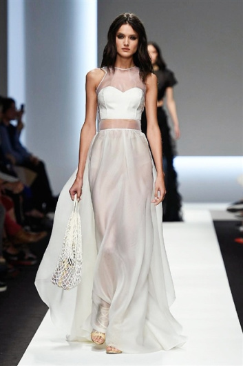 Fotoservizio/SS 2016/WOMEN/ERMANNO SCERVINO/DP1/32