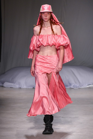 Fotoservizio/SS 2020/WOMEN/SFILATA/ANGEL CHEN/DP2/2