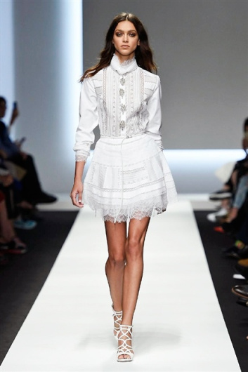 Fotoservizio/SS 2016/WOMEN/ERMANNO SCERVINO/DP1/34