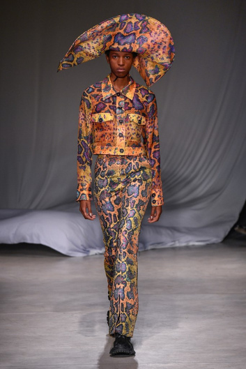 Fotoservizio/SS 2020/WOMEN/SFILATA/ANGEL CHEN/DP2/10