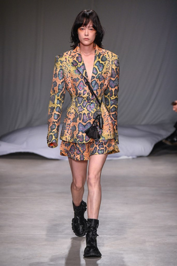 Fotoservizio/SS 2020/WOMEN/SFILATA/ANGEL CHEN/DP2/7