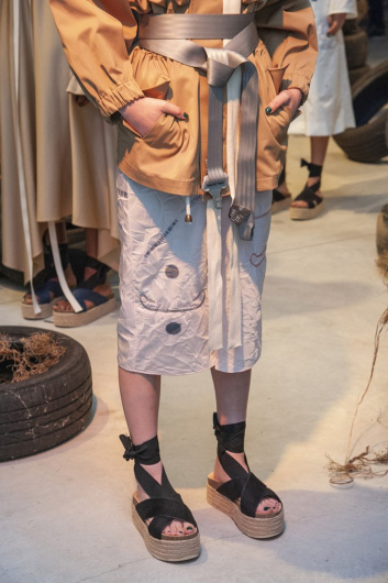 Fotoservizio/SS 2020/WOMEN/PRESENTAZIONE/GILBERTO CALZOLARI/DP2/17
