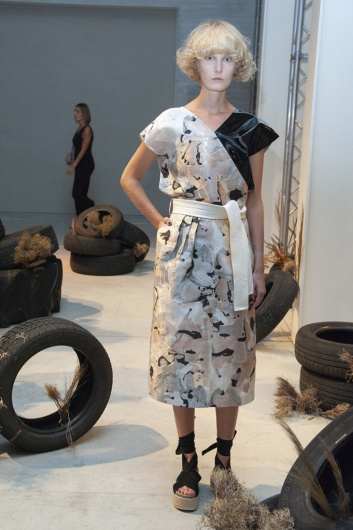 Fotoservizio/SS 2020/WOMEN/PRESENTAZIONE/GILBERTO CALZOLARI/DP2/28