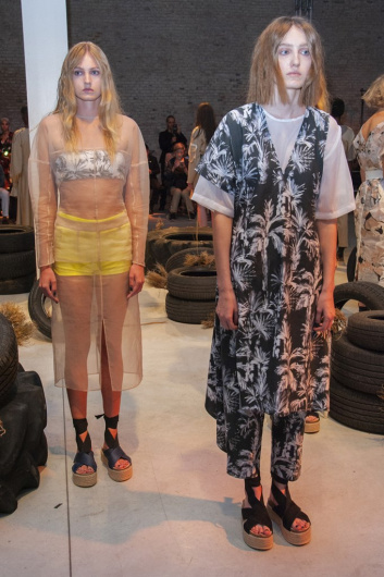 Fotoservizio/SS 2020/WOMEN/PRESENTAZIONE/GILBERTO CALZOLARI/DP2/21