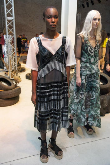 Fotoservizio/SS 2020/WOMEN/PRESENTAZIONE/GILBERTO CALZOLARI/DP2/35