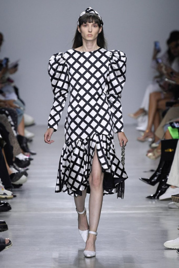 Fotoservizio/SS 2020/WOMEN/SFILATA/ANNAKIKI/DP2/0