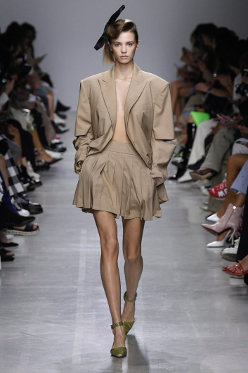 Fotoservizio/SS 2020/WOMEN/SFILATA/ANNAKIKI/DP2/4