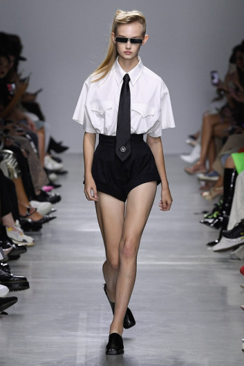 Fotoservizio/SS 2020/WOMEN/SFILATA/ANNAKIKI/DP2/11