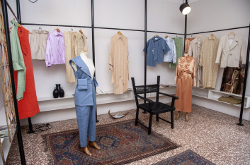 Fotoservizio/SS 2020/WOMEN/PRESENTAZIONE/DARIN HACHEM/DP2/1