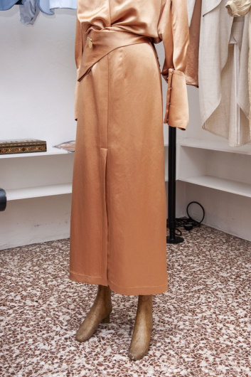 Fotoservizio/SS 2020/WOMEN/PRESENTAZIONE/DARIN HACHEM/DP2/9