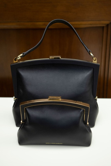 Fotoservizio/SS 2020/WOMEN/PRESENTAZIONE/MILA SCHÖN/DP2/4