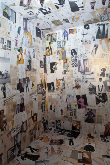 Fotoservizio/SS 2020/WOMEN/PRESENTAZIONE/MILA SCHÖN/DP2/1