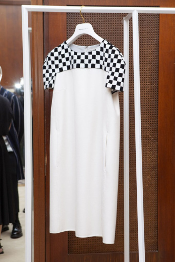 Fotoservizio/SS 2020/WOMEN/PRESENTAZIONE/MILA SCHÖN/DP2/25