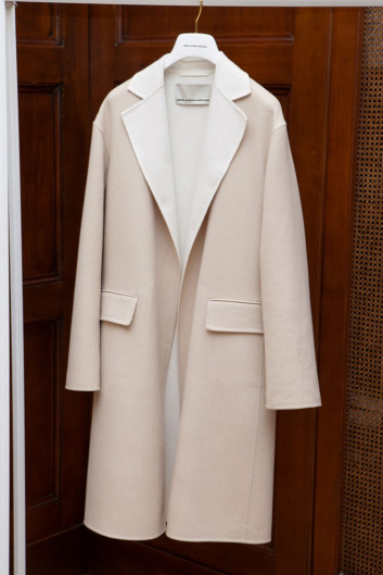 Fotoservizio/SS 2020/WOMEN/PRESENTAZIONE/MILA SCHÖN/DP2/26
