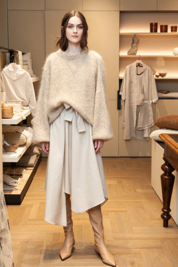 Fotoservizio/SS 2020/WOMEN/PRESENTAZIONE/BRUNELLO CUCINELLI/DP2/14