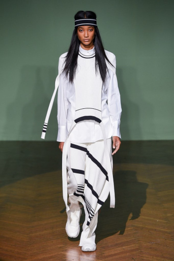 Fotoservizio/SS 2020/WOMEN/SFILATA/SIMONA MARZIALI - MRZ/DP2/1