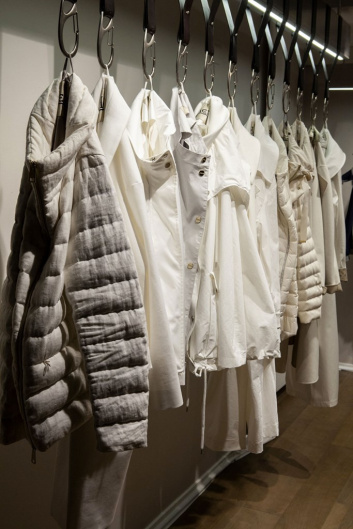 Fotoservizio/SS 2020/WOMEN/PRESENTAZIONE/HERNO/DP2/18
