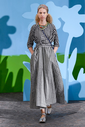 Fotoservizio/SS 2020/WOMEN/SFILATA/DANIELA GREGIS/DP2/24