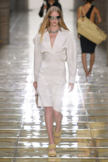 Fotoservizio/SS 2020/WOMEN/SFILATA/BOTTEGA VENETA/DP2/6