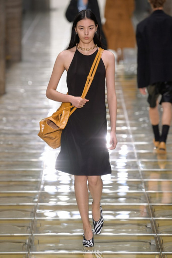 Fotoservizio/SS 2020/WOMEN/SFILATA/BOTTEGA VENETA/DP2/13