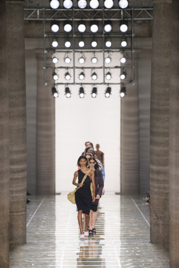 Fotoservizio/SS 2020/WOMEN/SFILATA/BOTTEGA VENETA/DP2/10