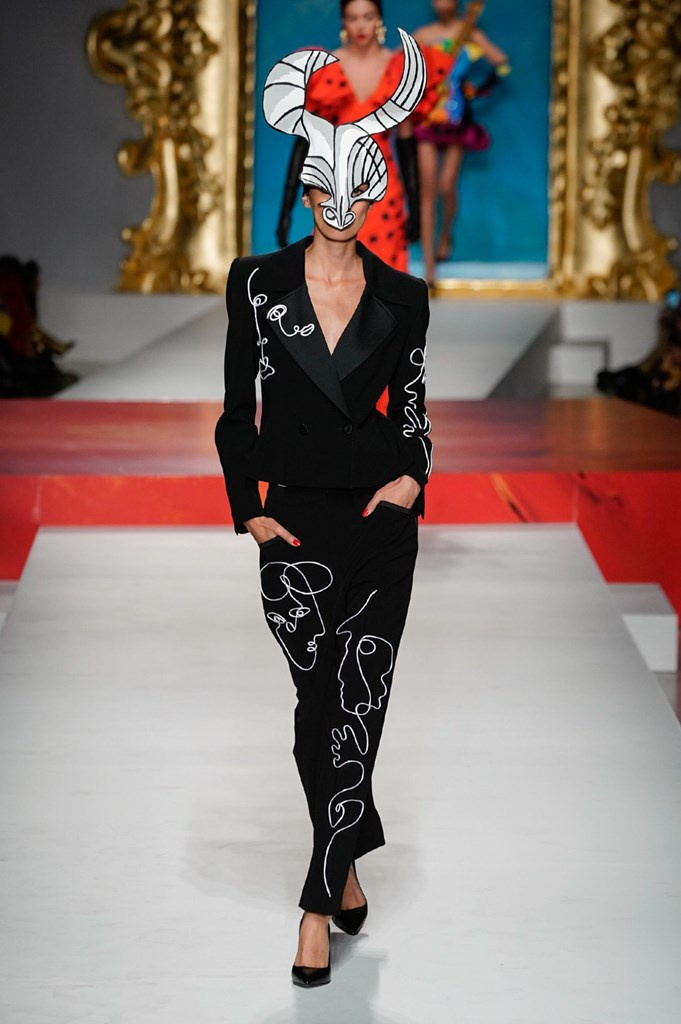Fotoservizio/SS 2020/WOMEN/SFILATA/MOSCHINO/DP2/7