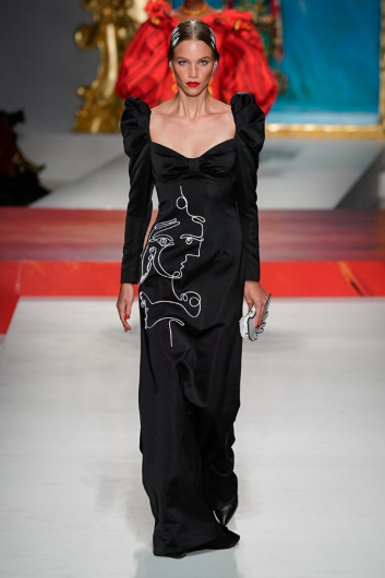 Fotoservizio/SS 2020/WOMEN/SFILATA/MOSCHINO/DP2/1