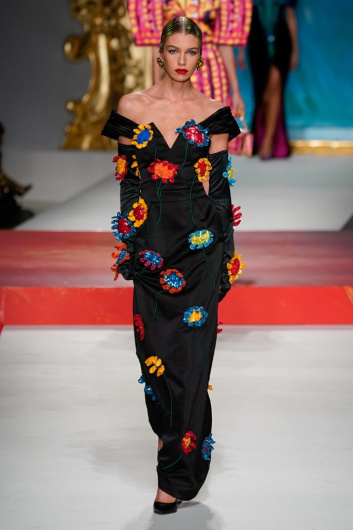Fotoservizio/SS 2020/WOMEN/SFILATA/MOSCHINO/DP2/2