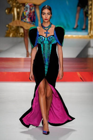 Fotoservizio/SS 2020/WOMEN/SFILATA/MOSCHINO/DP2/4