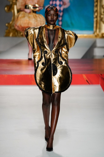 Fotoservizio/SS 2020/WOMEN/SFILATA/MOSCHINO/DP2/5