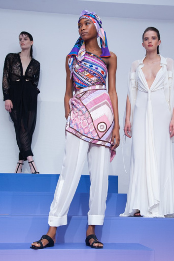 Fotoservizio/SS 2020/WOMEN/PRESENTAZIONE/EMILIO PUCCI/DP2/2