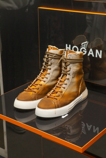 Fotoservizio/SS 2020/WOMEN/PRESENTAZIONE/HOGAN/DP2/23
