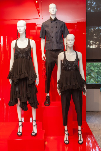 Fotoservizio/SS 2020/WOMEN/APPUNTAMENTO/DSQUARED2/DP2/1