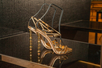 Fotoservizio/SS 2020/WOMEN/APPUNTAMENTO/DSQUARED2/DP2/37