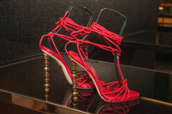 Fotoservizio/SS 2020/WOMEN/APPUNTAMENTO/DSQUARED2/DP2/38