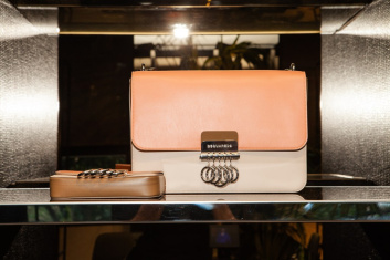 Fotoservizio/SS 2020/WOMEN/APPUNTAMENTO/DSQUARED2/DP2/31