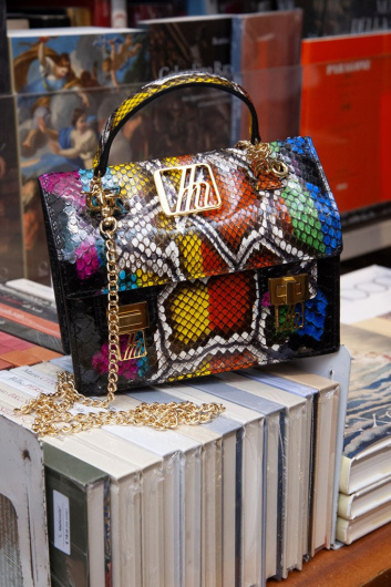 Fotoservizio/SS 2020/WOMEN/PRESENTAZIONE/HUSSAIN HARBA/DP2/10