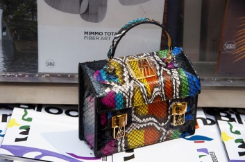 Fotoservizio/SS 2020/WOMEN/PRESENTAZIONE/HUSSAIN HARBA/DP2/17