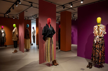 Fotoservizio/SS 2020/WOMEN/APPUNTAMENTO/MARINA RINALDI/DP2/0