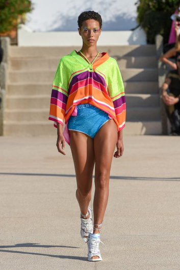 Fotoservizio/SS 2020/WOMEN/SFILATA/ICEBERG/DP2/11
