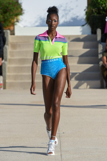 Fotoservizio/SS 2020/WOMEN/SFILATA/ICEBERG/DP2/4