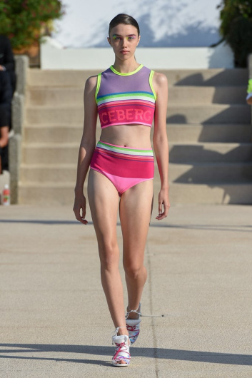 Fotoservizio/SS 2020/WOMEN/SFILATA/ICEBERG/DP2/6