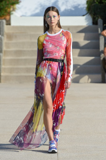 Fotoservizio/SS 2020/WOMEN/SFILATA/ICEBERG/DP2/2