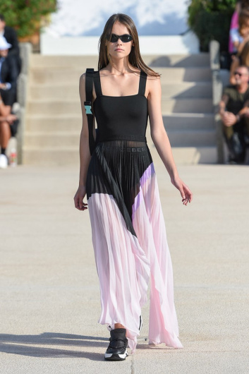 Fotoservizio/SS 2020/WOMEN/SFILATA/ICEBERG/DP2/6