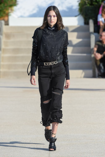 Fotoservizio/SS 2020/WOMEN/SFILATA/ICEBERG/DP2/7
