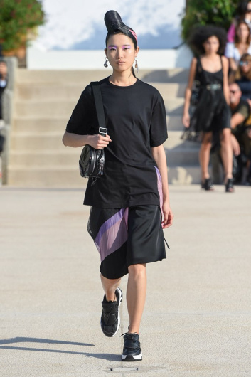 Fotoservizio/SS 2020/WOMEN/SFILATA/ICEBERG/DP2/10