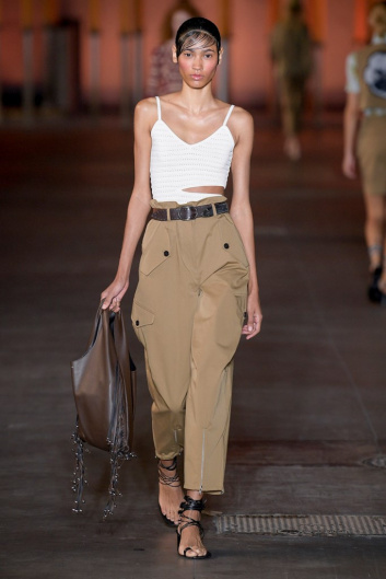 Fotoservizio/SS 2020/WOMEN/SFILATA/FRANKIE MORELLO/DP2/3