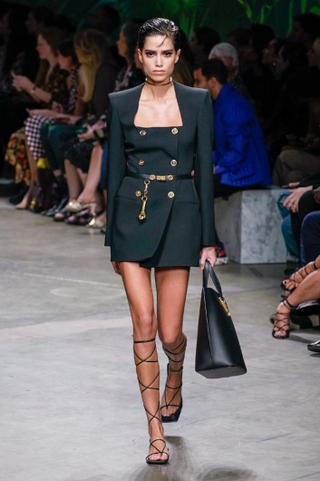 Fotoservizio/SS 2020/WOMEN/SFILATA/VERSACE/DP2/2