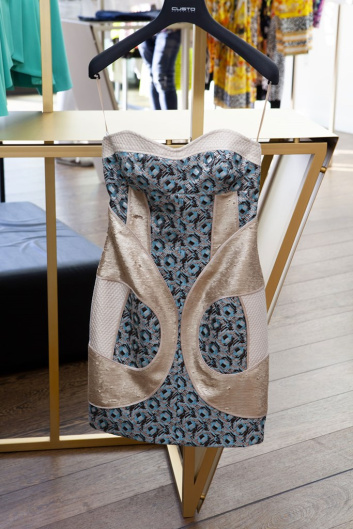 Fotoservizio/SS 2020/WOMEN/PRESENTAZIONE/CUSTO BARCELONA/DP2/12